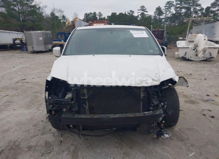 Photo 12 of 2011 Chrysler Town & COUNTRY TOURING (VIN 2A4RR5DG0BR681944)