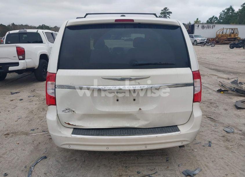 Photo 16 of 2011 Chrysler Town & COUNTRY TOURING (VIN 2A4RR5DG0BR681944)