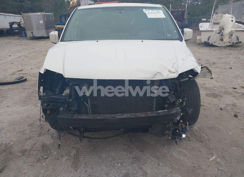 Photo 6 of 2011 Chrysler Town & COUNTRY TOURING (VIN 2A4RR5DG0BR681944)