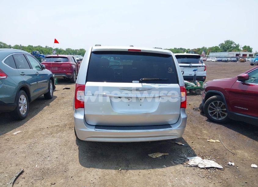 Photo 16 of 2011 Chrysler Town & COUNTRY TOURING (VIN 2A4RR5DG0BR798312)