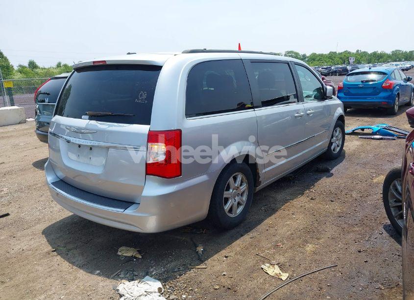 Photo 4 of 2011 Chrysler Town & COUNTRY TOURING (VIN 2A4RR5DG0BR798312)