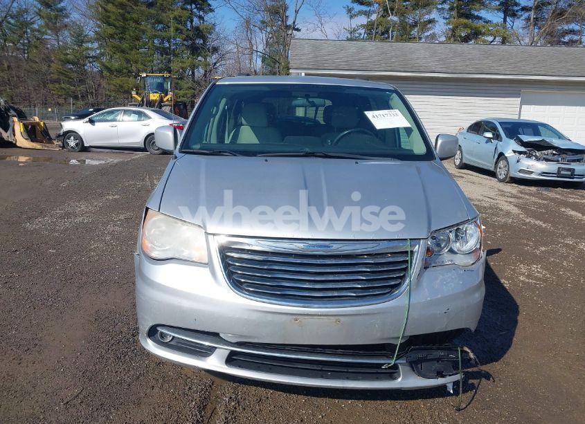 Photo 12 of 2011 Chrysler Town & COUNTRY TOURING (VIN 2A4RR5DG1BR607335)