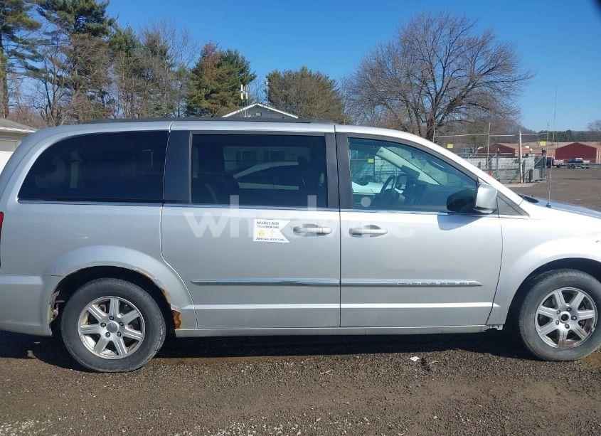 Photo 13 of 2011 Chrysler Town & COUNTRY TOURING (VIN 2A4RR5DG1BR607335)