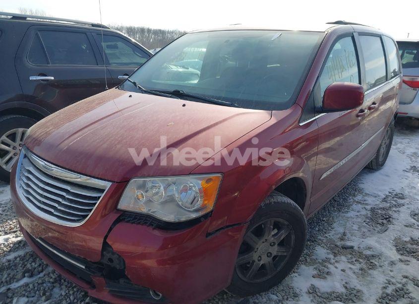 Photo 2 of 2011 Chrysler Town & COUNTRY TOURING (VIN 2A4RR5DG1BR612325)