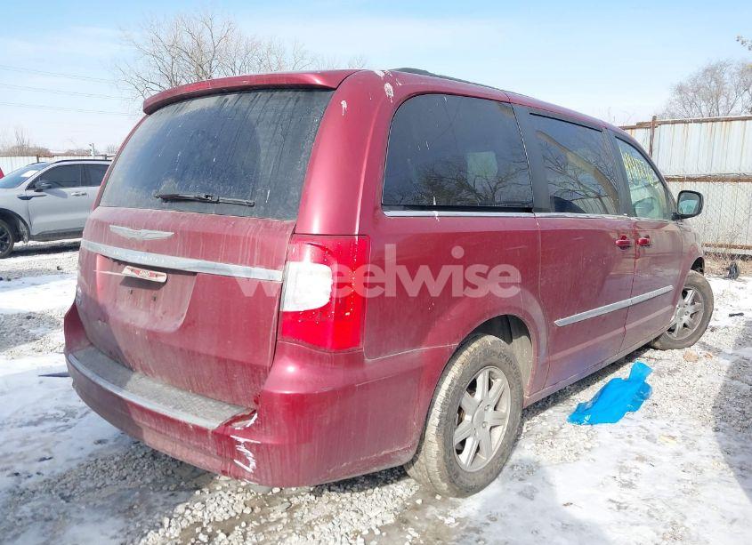 Photo 4 of 2011 Chrysler Town & COUNTRY TOURING (VIN 2A4RR5DG1BR612325)