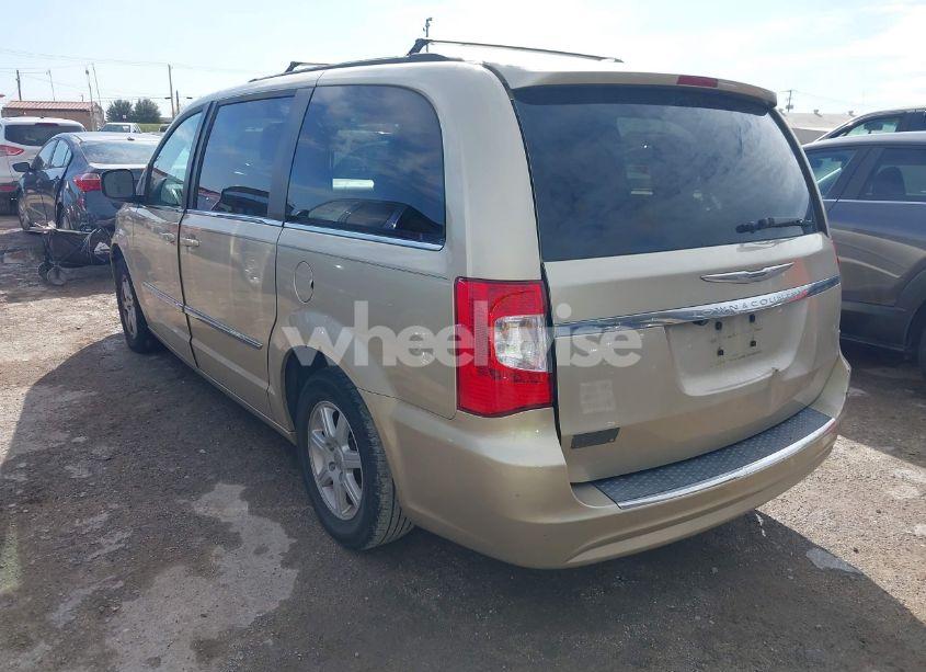 Photo 3 of 2011 Chrysler Town & COUNTRY TOURING (VIN 2A4RR5DG1BR676445)