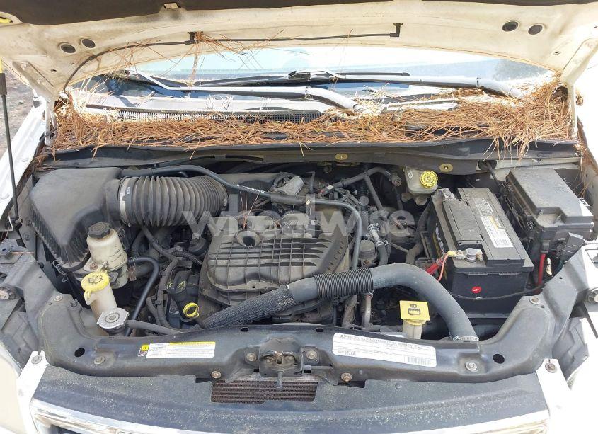 Photo 10 of 2011 Chrysler Town & COUNTRY TOURING (VIN 2A4RR5DG1BR727331)