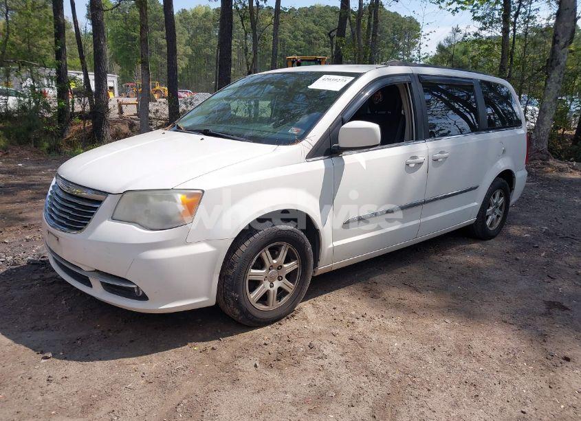 Photo 2 of 2011 Chrysler Town & COUNTRY TOURING (VIN 2A4RR5DG1BR727331)