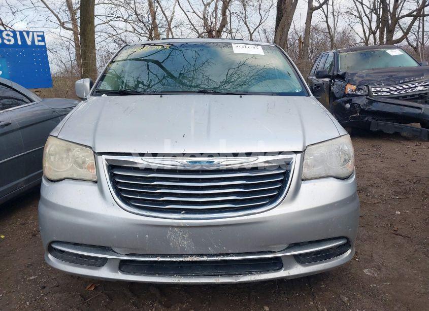 Photo 12 of 2011 Chrysler Town & COUNTRY TOURING (VIN 2A4RR5DG1BR771619)
