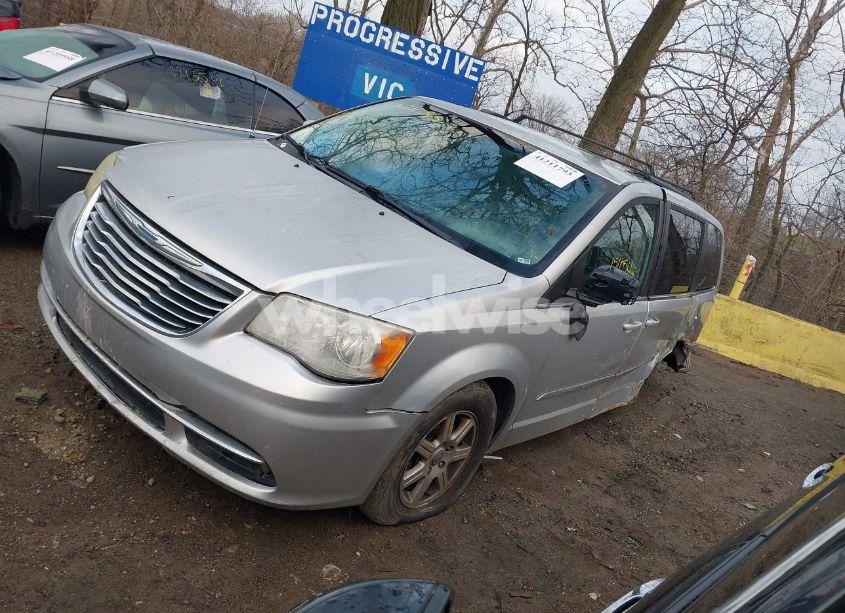 Photo 2 of 2011 Chrysler Town & COUNTRY TOURING (VIN 2A4RR5DG1BR771619)