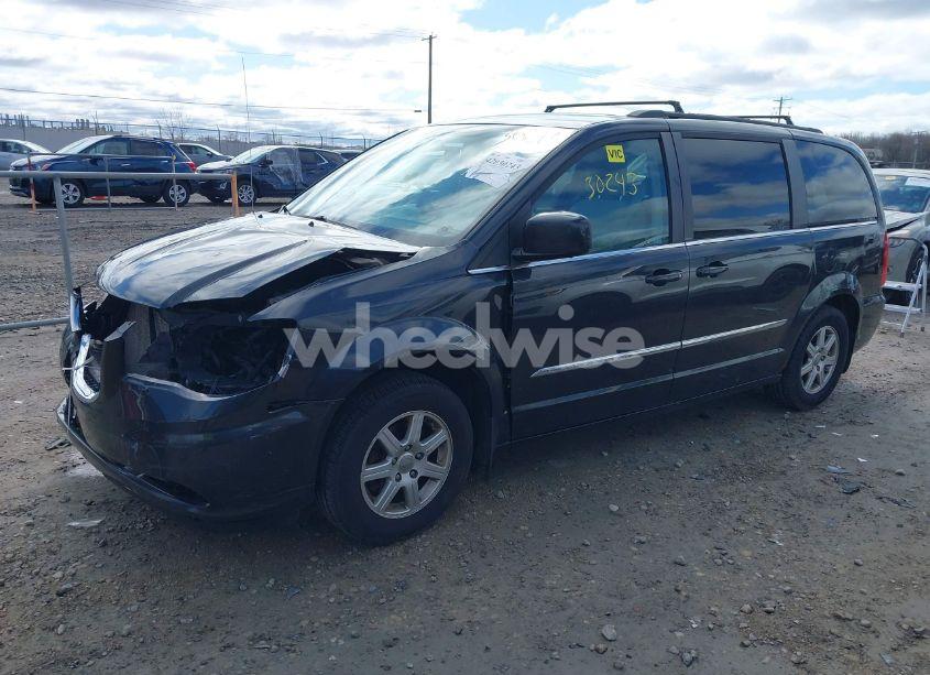 Photo 2 of 2011 Chrysler Town & COUNTRY TOURING (VIN 2A4RR5DG1BR801721)