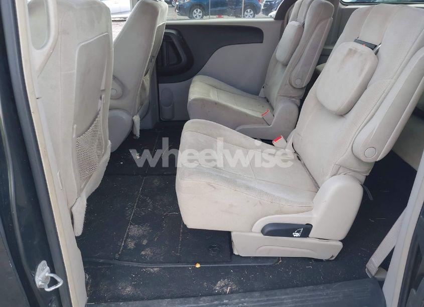 Photo 8 of 2011 Chrysler Town & COUNTRY TOURING (VIN 2A4RR5DG1BR801721)