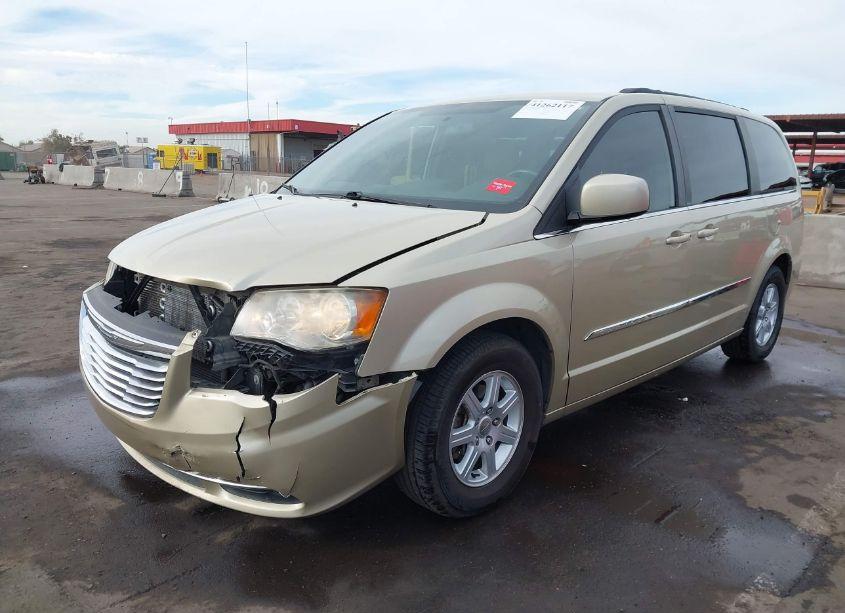 Photo 2 of 2011 Chrysler Town & COUNTRY TOURING (VIN 2A4RR5DG2BR604847)