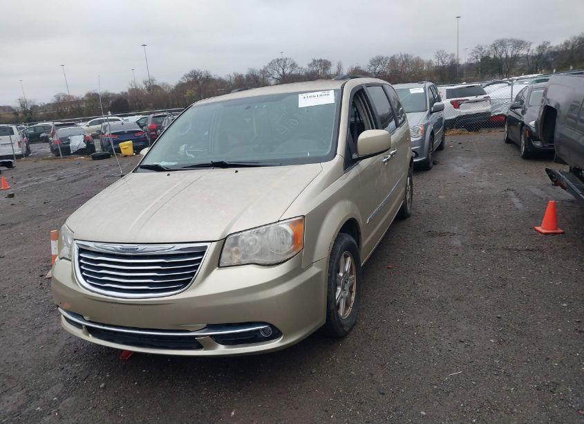 Photo 2 of 2011 Chrysler Town & COUNTRY TOURING (VIN 2A4RR5DG2BR612172)