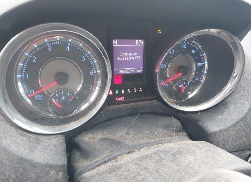 Photo 7 of 2011 Chrysler Town & COUNTRY TOURING (VIN 2A4RR5DG2BR612172)