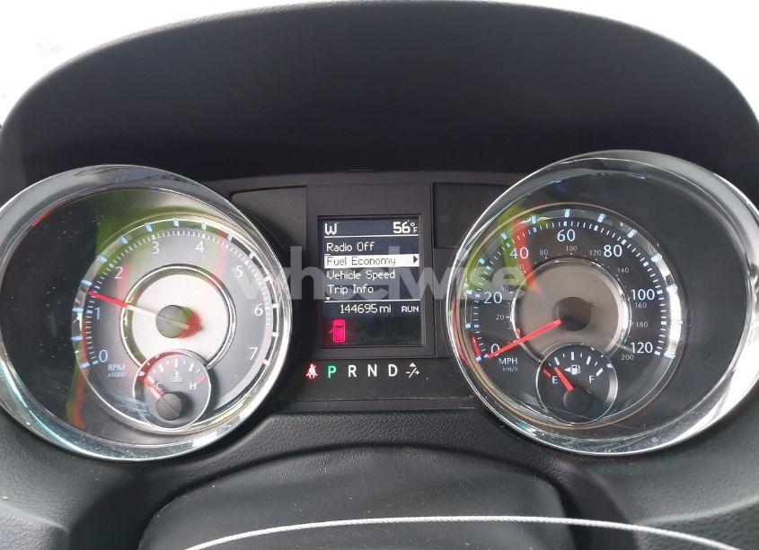 Photo 7 of 2011 Chrysler Town & COUNTRY TOURING (VIN 2A4RR5DG2BR650596)