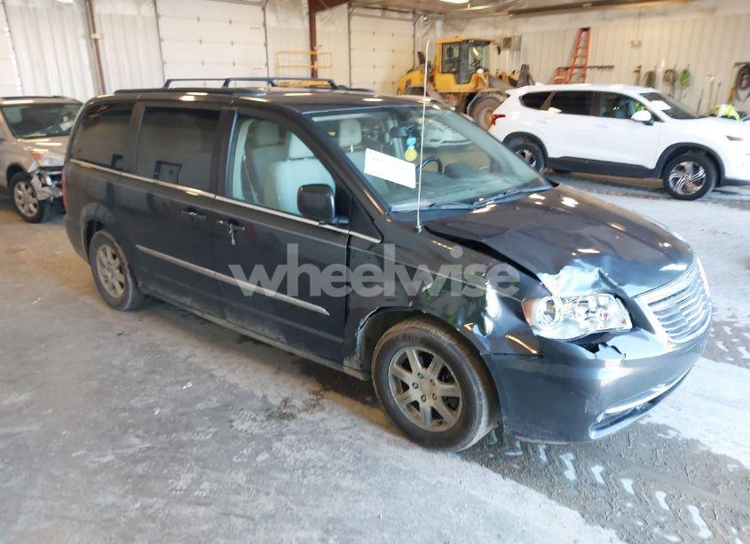 2011 Chrysler Town & COUNTRY TOURING (VIN 2A4RR5DG2BR675837) main photo