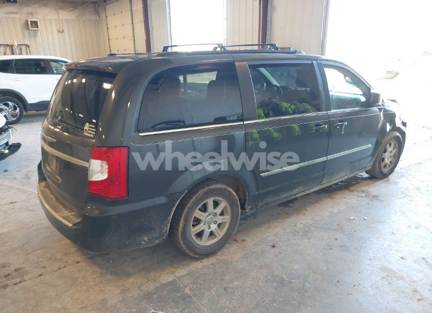 Photo 4 of 2011 Chrysler Town & COUNTRY TOURING (VIN 2A4RR5DG2BR675837)