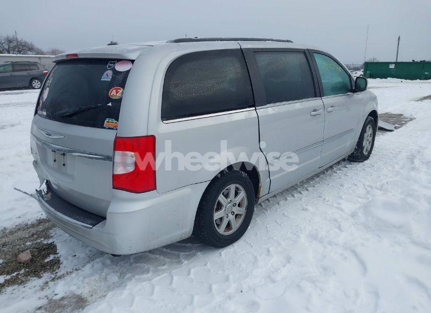 Photo 4 of 2011 Chrysler Town & COUNTRY TOURING (VIN 2A4RR5DG2BR785562)