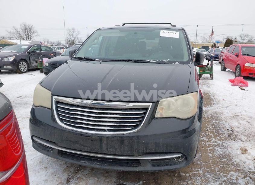 Photo 12 of 2011 Chrysler Town & COUNTRY TOURING (VIN 2A4RR5DG3BR611192)