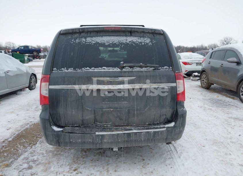 Photo 16 of 2011 Chrysler Town & COUNTRY TOURING (VIN 2A4RR5DG3BR611192)