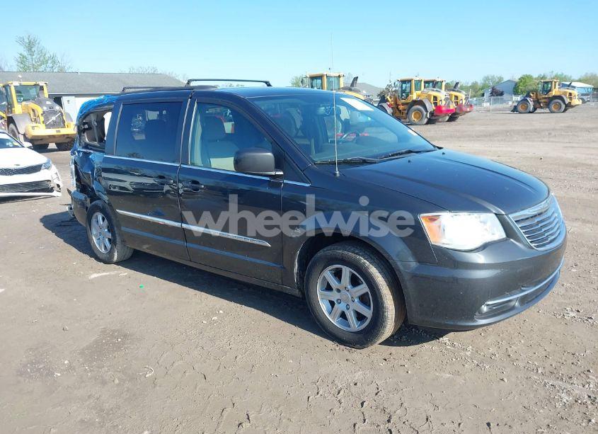 2011 Chrysler Town & COUNTRY TOURING (VIN 2A4RR5DG3BR667097) main photo