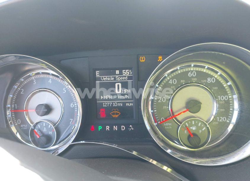 Photo 15 of 2011 Chrysler Town & COUNTRY TOURING (VIN 2A4RR5DG3BR667097)