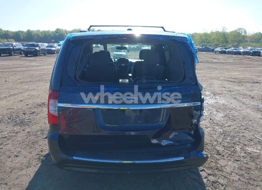 Photo 16 of 2011 Chrysler Town & COUNTRY TOURING (VIN 2A4RR5DG3BR667097)