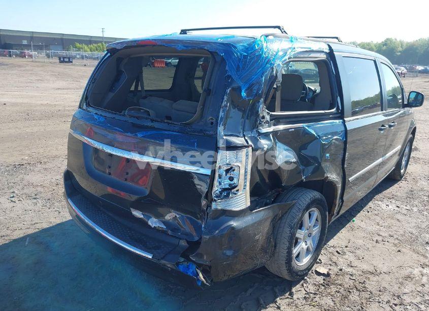 Photo 6 of 2011 Chrysler Town & COUNTRY TOURING (VIN 2A4RR5DG3BR667097)