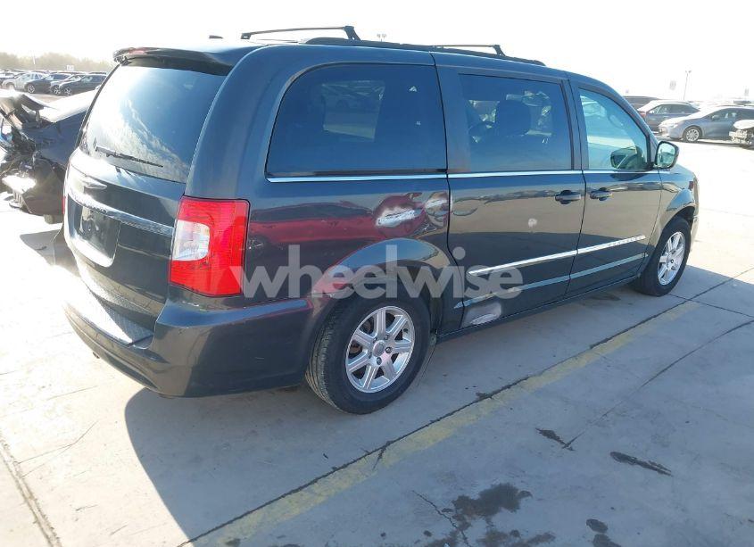 Photo 4 of 2011 Chrysler Town & COUNTRY TOURING (VIN 2A4RR5DG3BR723359)
