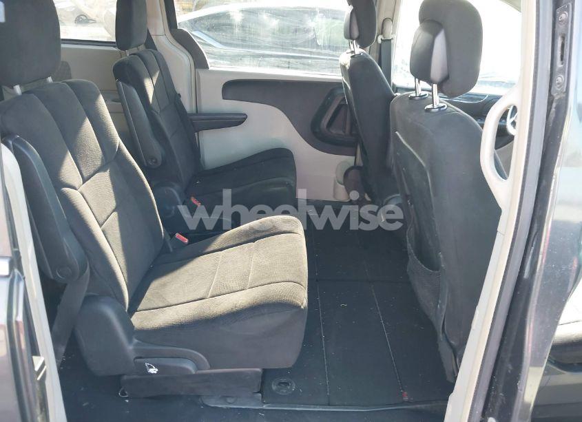 Photo 8 of 2011 Chrysler Town & COUNTRY TOURING (VIN 2A4RR5DG3BR723359)