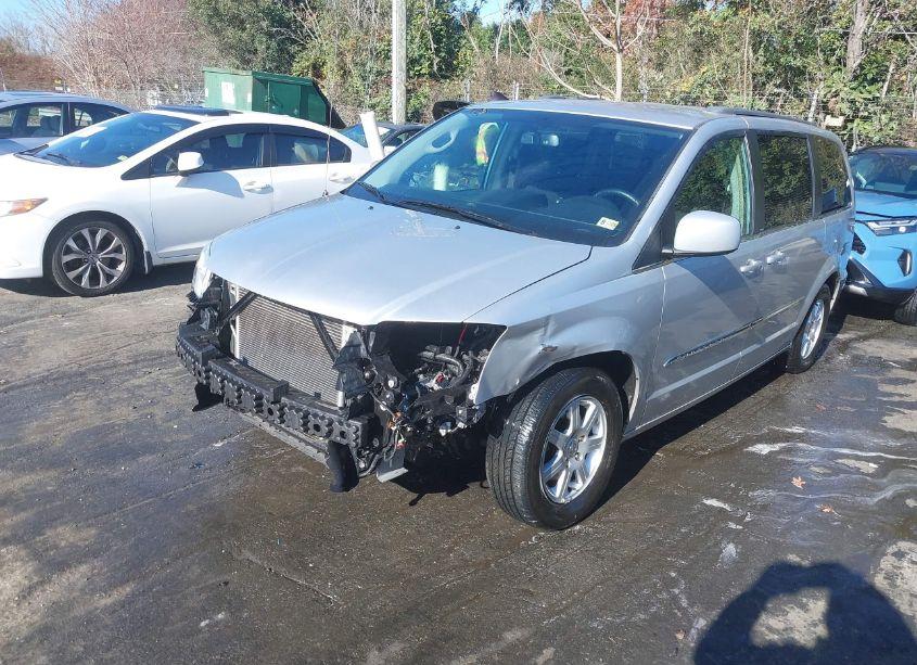 Photo 2 of 2011 Chrysler Town & COUNTRY TOURING (VIN 2A4RR5DG3BR739366)