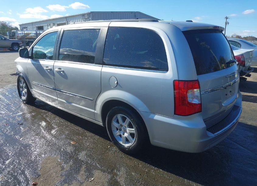 Photo 3 of 2011 Chrysler Town & COUNTRY TOURING (VIN 2A4RR5DG3BR739366)