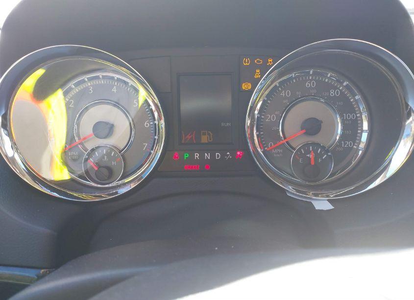 Photo 7 of 2011 Chrysler Town & COUNTRY TOURING (VIN 2A4RR5DG3BR739366)