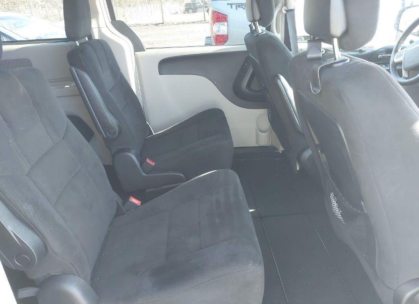 Photo 8 of 2011 Chrysler Town & COUNTRY TOURING (VIN 2A4RR5DG3BR739366)