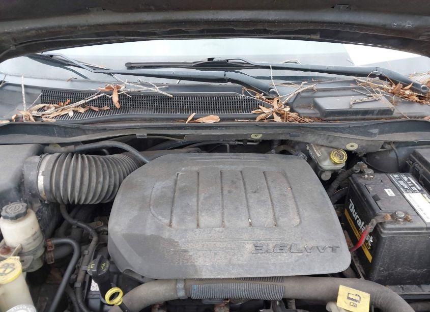 Photo 10 of 2011 Chrysler Town & COUNTRY TOURING (VIN 2A4RR5DG4BR615042)