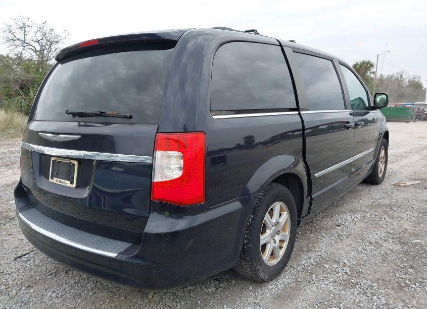 Photo 4 of 2011 Chrysler Town & COUNTRY TOURING (VIN 2A4RR5DG4BR615042)
