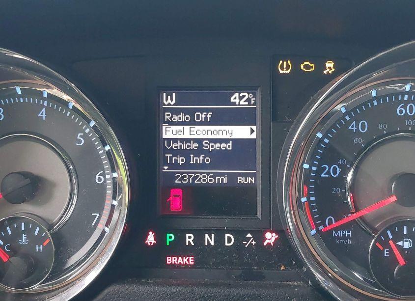 Photo 7 of 2011 Chrysler Town & COUNTRY TOURING (VIN 2A4RR5DG4BR615042)