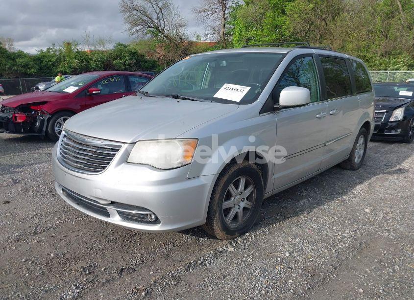 Photo 2 of 2011 Chrysler Town & COUNTRY TOURING (VIN 2A4RR5DG4BR682109)