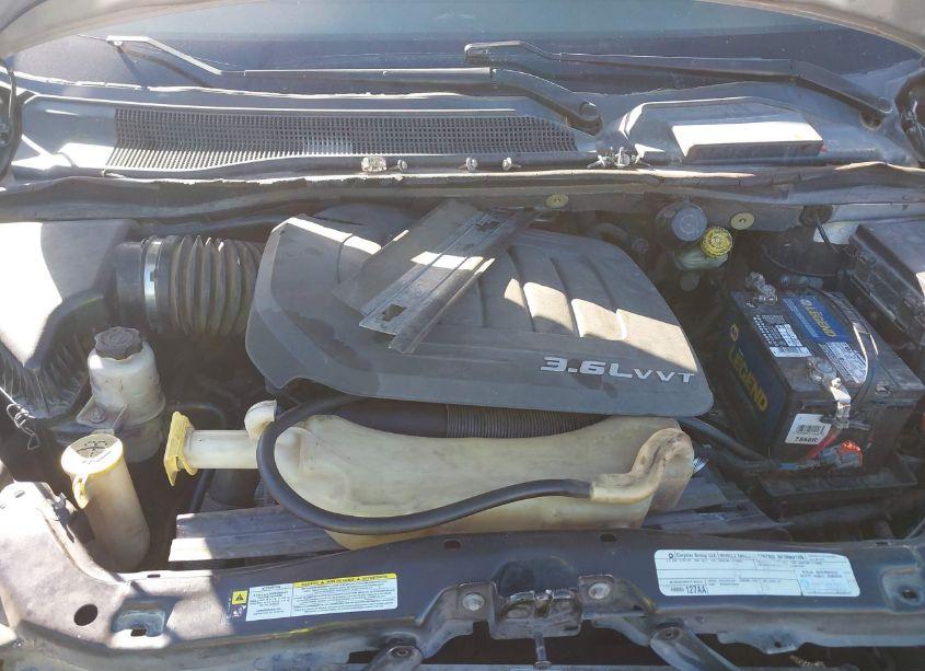 Photo 10 of 2011 Chrysler Town & COUNTRY TOURING (VIN 2A4RR5DG4BR733284)