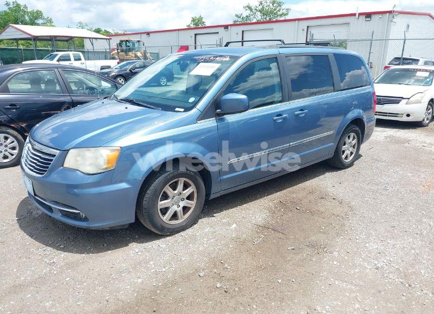 Photo 2 of 2011 Chrysler Town & COUNTRY TOURING (VIN 2A4RR5DG4BR782663)