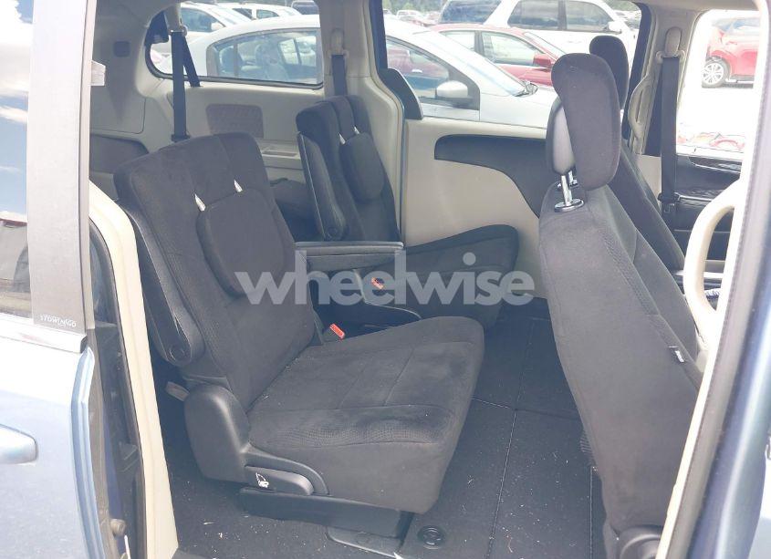 Photo 8 of 2011 Chrysler Town & COUNTRY TOURING (VIN 2A4RR5DG4BR782663)