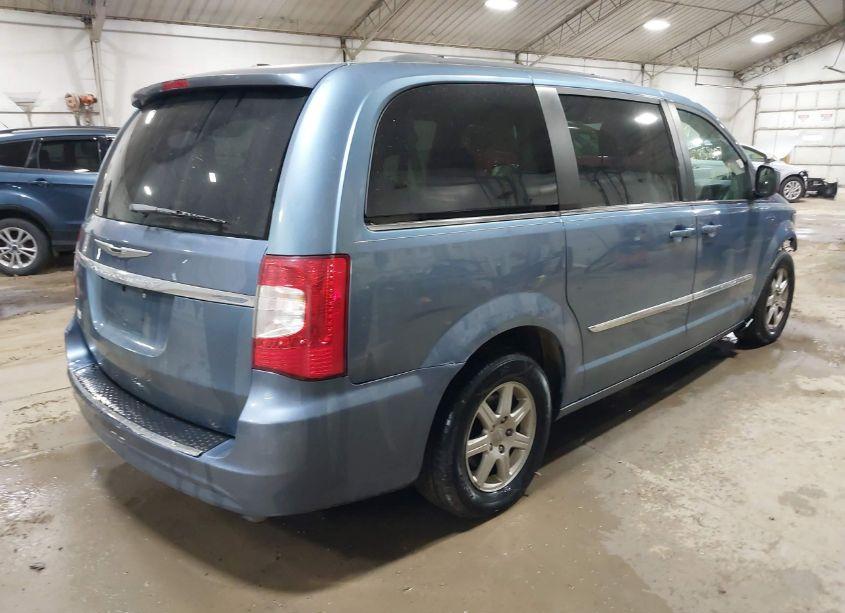 Photo 4 of 2011 Chrysler Town & COUNTRY TOURING (VIN 2A4RR5DG4BR785515)