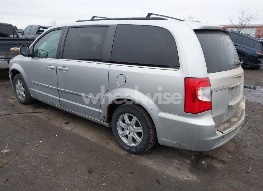 Photo 3 of 2011 Chrysler Town & COUNTRY TOURING (VIN 2A4RR5DG5BR612408)