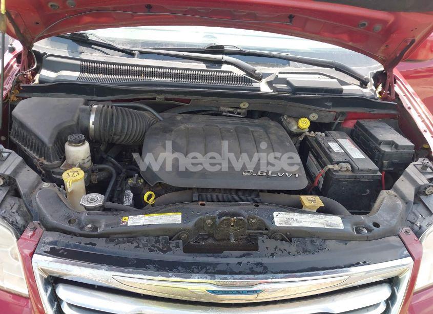 Photo 10 of 2011 Chrysler Town & COUNTRY TOURING (VIN 2A4RR5DG5BR612523)