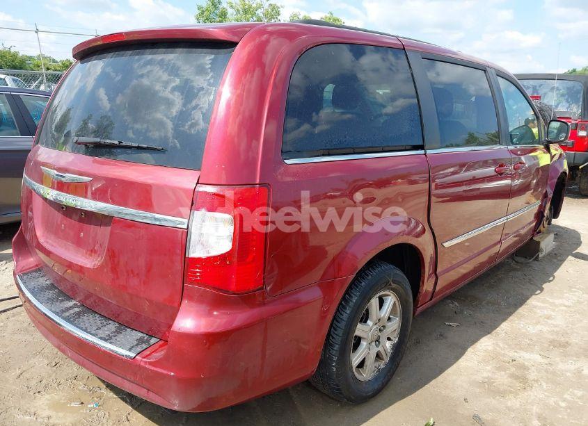 Photo 4 of 2011 Chrysler Town & COUNTRY TOURING (VIN 2A4RR5DG5BR612523)