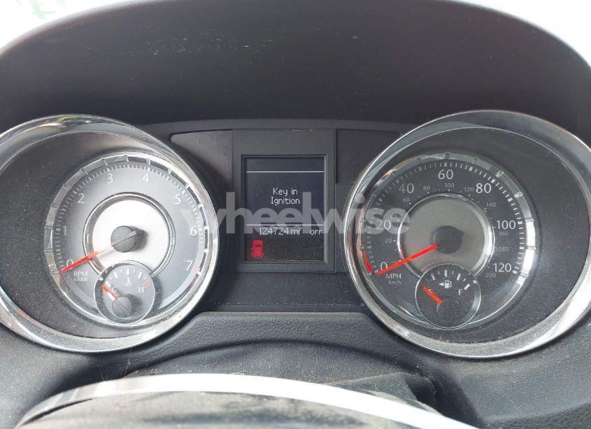 Photo 7 of 2011 Chrysler Town & COUNTRY TOURING (VIN 2A4RR5DG5BR612523)