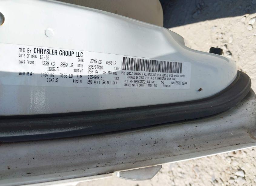 Photo 9 of 2011 Chrysler Town & COUNTRY TOURING (VIN 2A4RR5DG6BR621344)