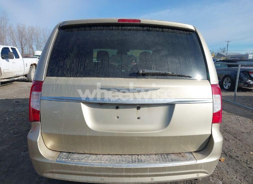 Photo 16 of 2011 Chrysler Town & COUNTRY TOURING (VIN 2A4RR5DG6BR655235)