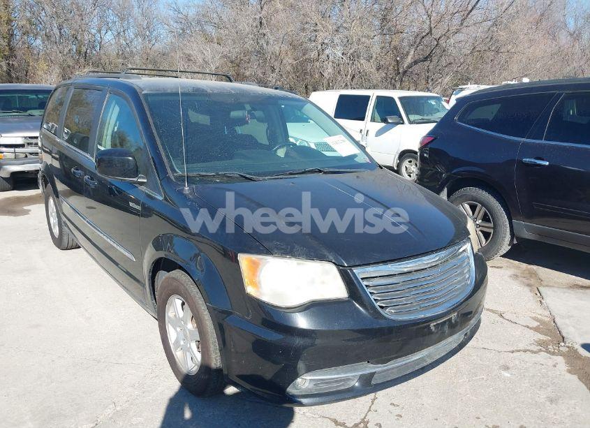 2011 Chrysler Town & COUNTRY TOURING (VIN 2A4RR5DG6BR658104) main photo